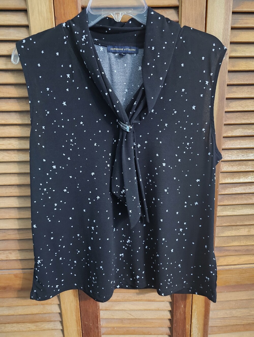Adrienne Vittadini Black White Star Print Sleeveless Draped Scarf Top Size Large